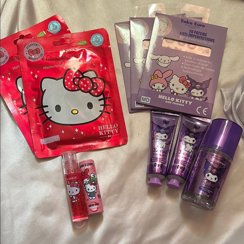 Hello Kitty Kids Bath & Skin Set - Red and Purple